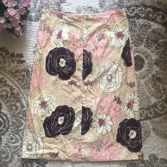 RW&CO. Floral Pencil Skirt - Picture 3 of 6